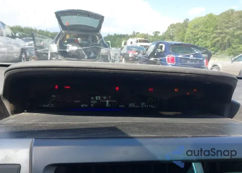 2016 Toyota Prius V Two из США, поврежденный, VIN JTDZN3EU9GJ044105